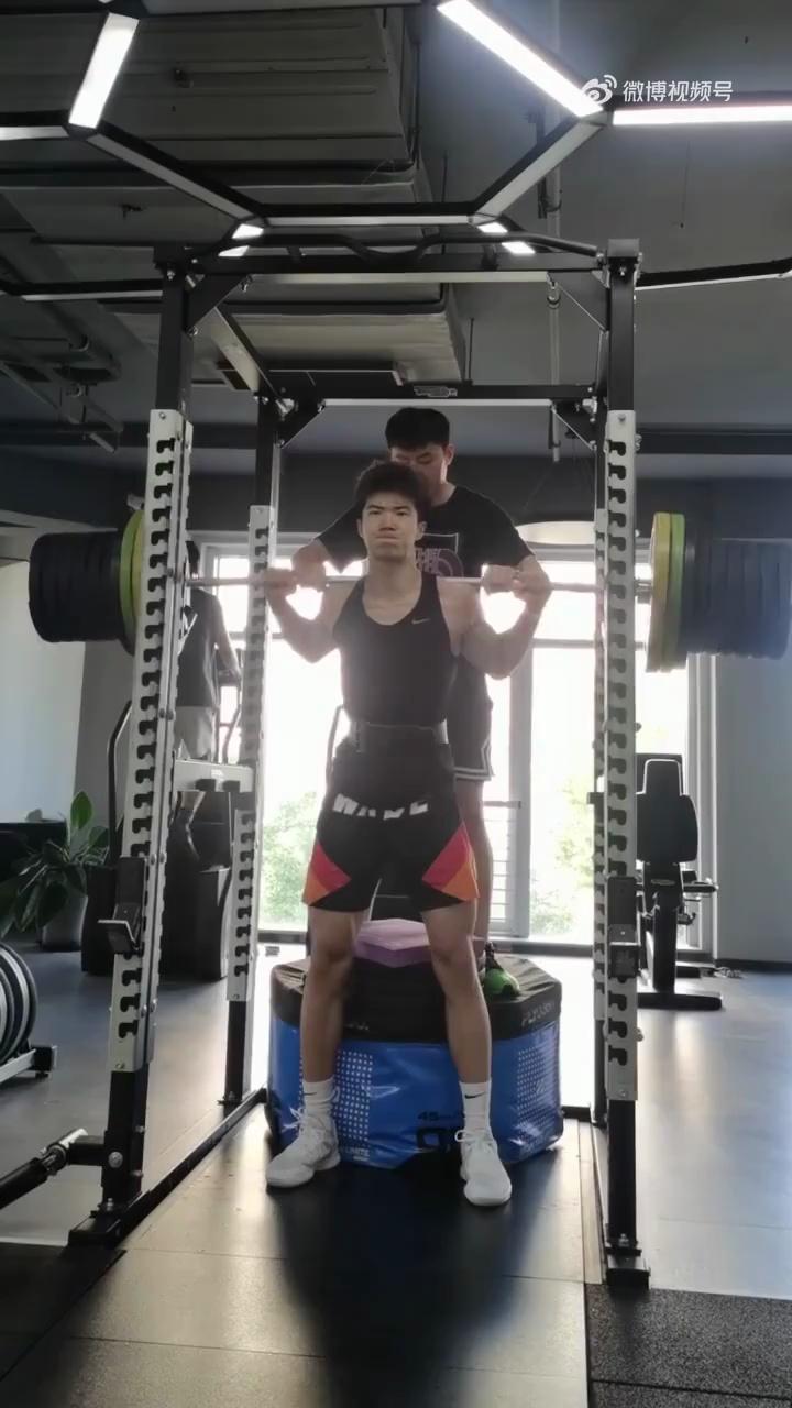偰李永炜晒日常：休赛期球局原声分享，有亚历山大的影子吗？