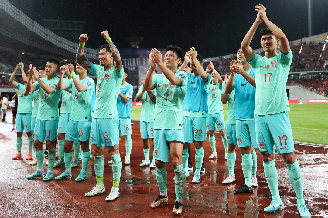88分钟绝杀！中国男足2-1掀翻亚洲冠军球迷沸腾了下轮